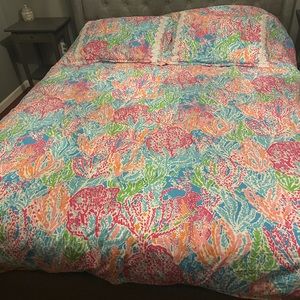 Queen Lilly Pulitzer for Garnet Hill duvet cover and 2 pillow shams